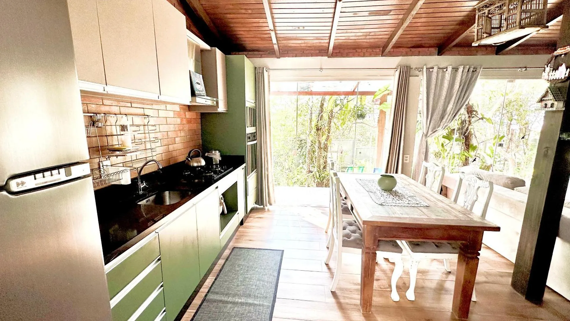 Recanto Dos Passarinhos Linda Casa Com 2 Quartos Balneário Camboriú Alojamento de Turismo Selvagem